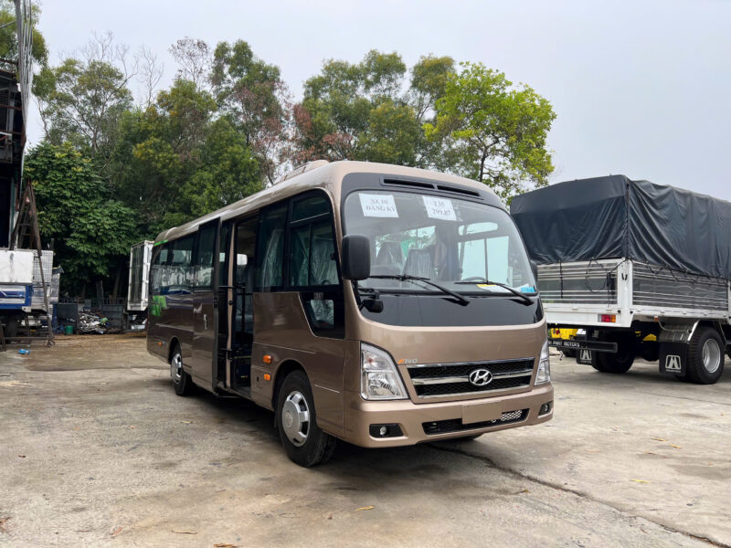 Xe khách Hyundai New County 29 Chỗ Thân Dài
