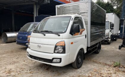 Xe tải Hyundai H150 Porter 1.5 Tấn Thùng Kín