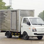 Xe tải Hyundai H100 1 Tấn Thùng Kín