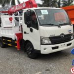 Xe tải gắn cẩu 3 tấn UNIC UR-V343 HINO XZU730L 5 Tấn