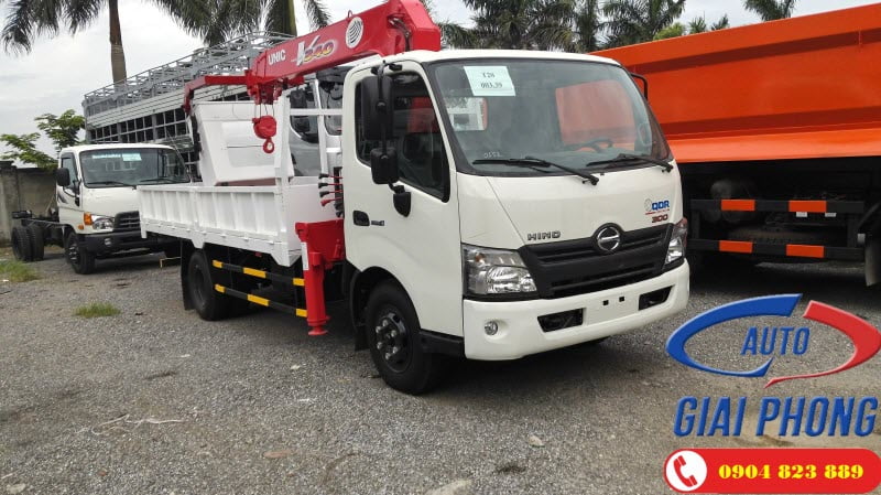 Xe tải HINO XZU730L 5 Tấn gắn cẩu UNIC UR-V345 3 Tấn 5 Khúc