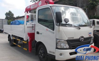 Xe tải gắn cẩu 3 tấn UNIC UR-V343 HINO XZU730L 5 Tấn