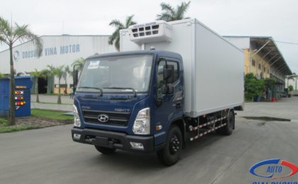 Xe tải Hyundai New Mighty EX8 Thùng Đông Lạnh