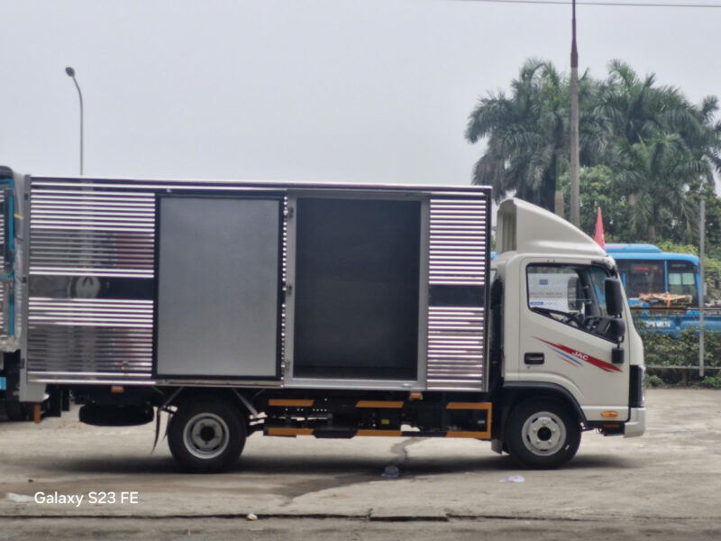 JAC N350S Pro E5 3.5 Tấn Thùng Kín 4.5m Máy Cummins (Mỹ)
