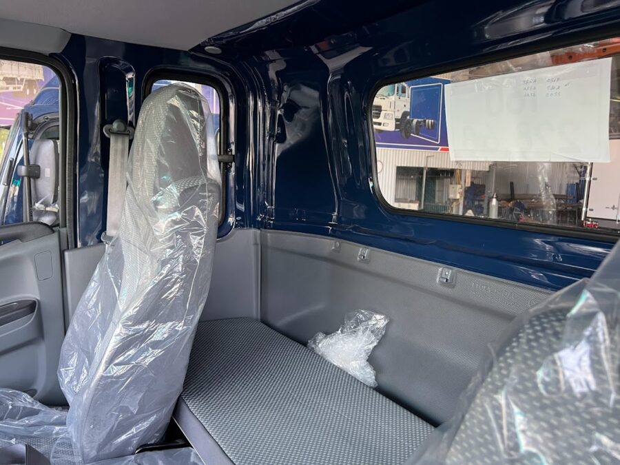 Cabin Jac N900S có giường nằm