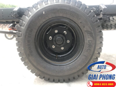 Xe bồn chở cám 9 khối Hyundai HD120S 8 Tấn Đô Thành