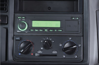 Xe tải Đô Thành IZ200 1.99 Tấn Thùng Dài 3m7