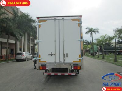 Xe tải Hyundai New Mighty EX8 Thùng Đông Lạnh