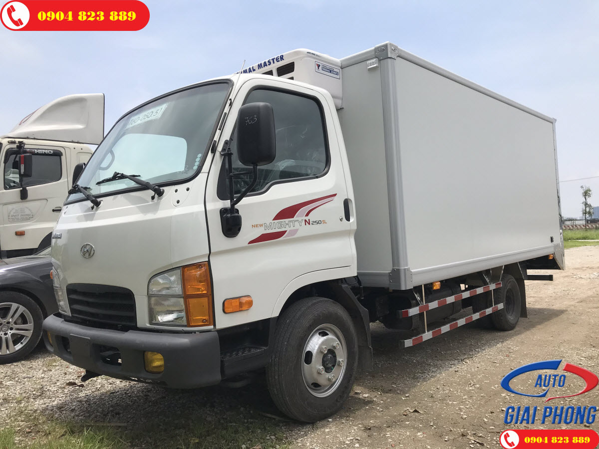Xe tải Hyundai New Mighty N250SL Thùng Đông Lạnh